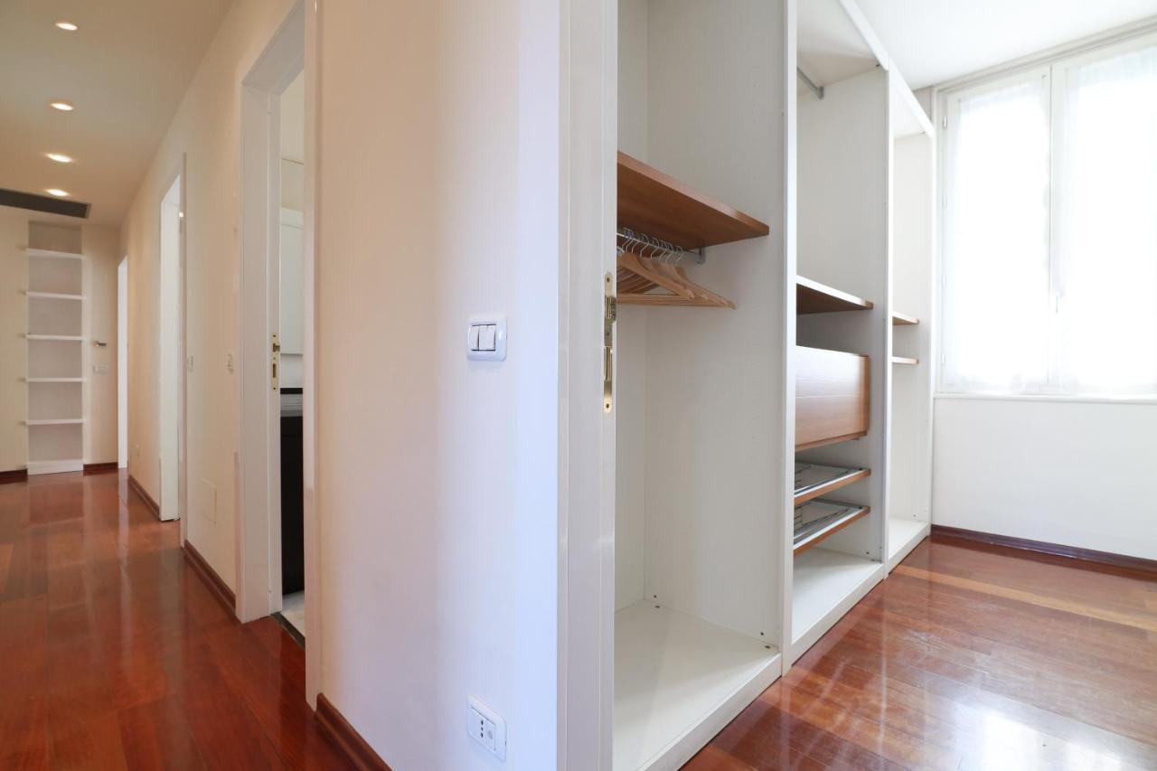 Lux Penthouse Palestro Appartement Milaan Buitenkant foto